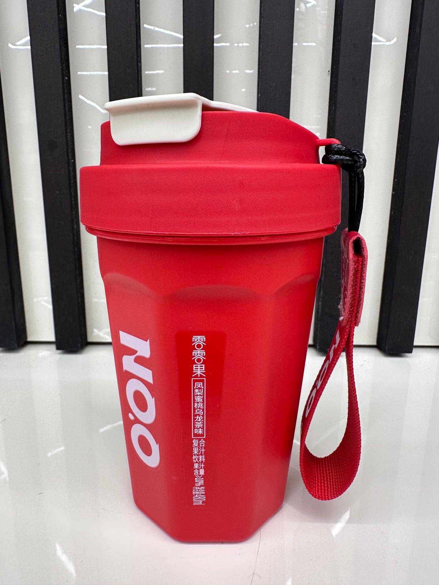 Q00 Bevanda + borraccia 480ml